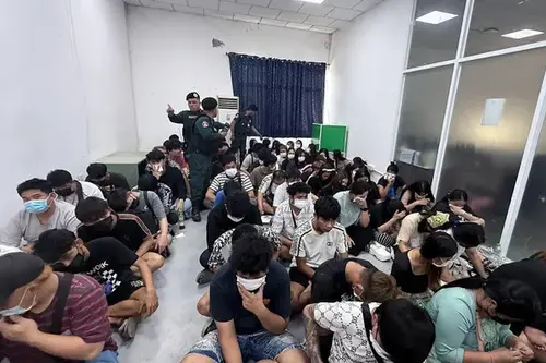 https://tinhot24h.vercel.app/vòng-lặp-giải-cứu-hết-bị-lừa-đến-tự-quay-lại-campuchia.html